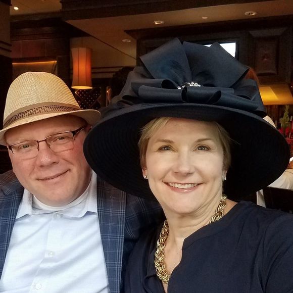 Meet your Posher, Lisa - Picture 1 of 1